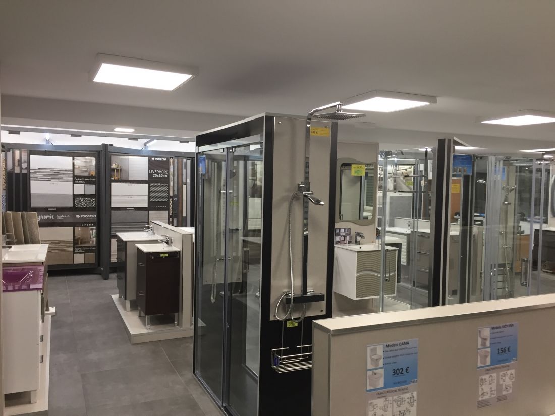 almacén de cerámicas y baños en Valladolid
