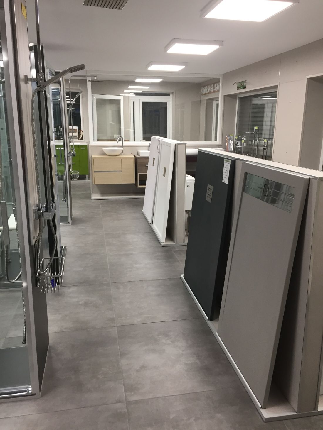 almacén cerámicas y baños en Valladolid